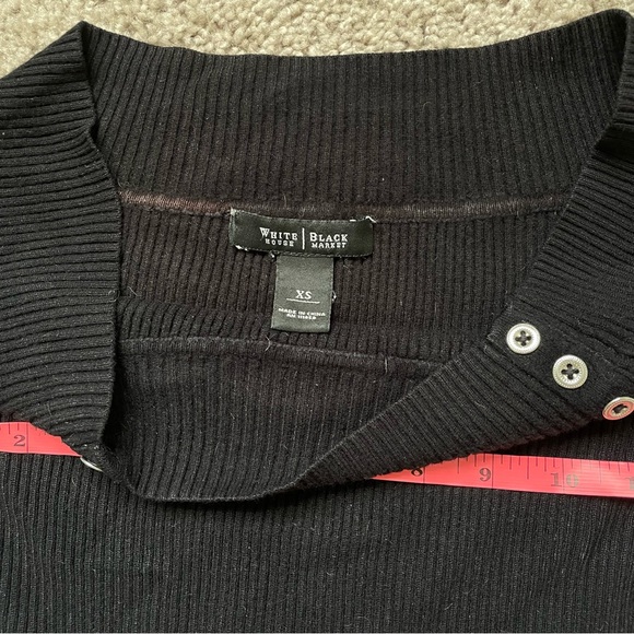 White House Black Market Black top XS - Picture 2 of 5